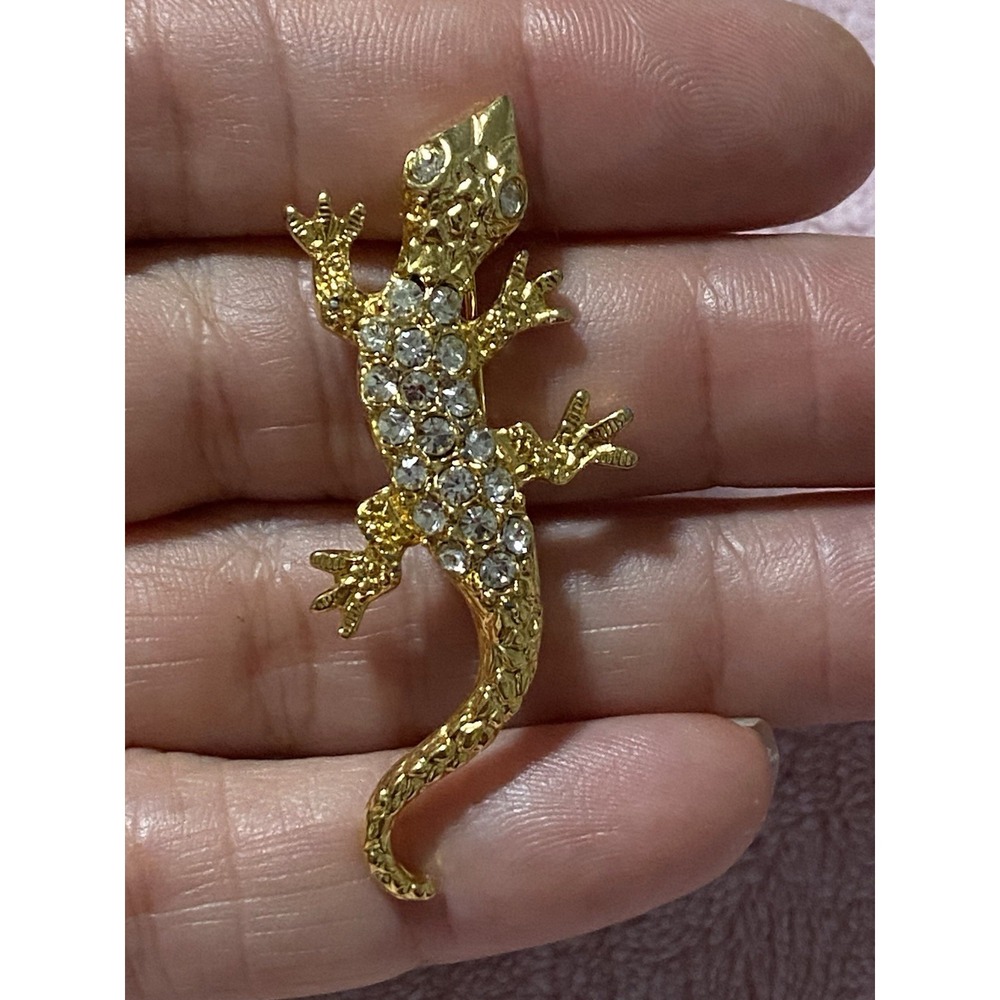 Vintage Lizard Clear Rhinestone Brooch Gold Tone Gecko In Your Garden Theme